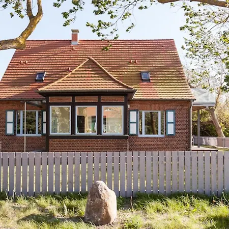 Holiday home Haus Seefeuer 03 - #118387